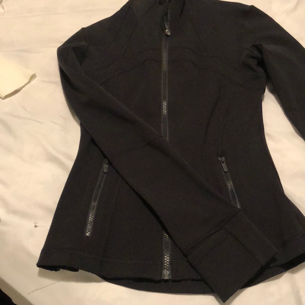 Women’s Lululemon running jacket, never been worn